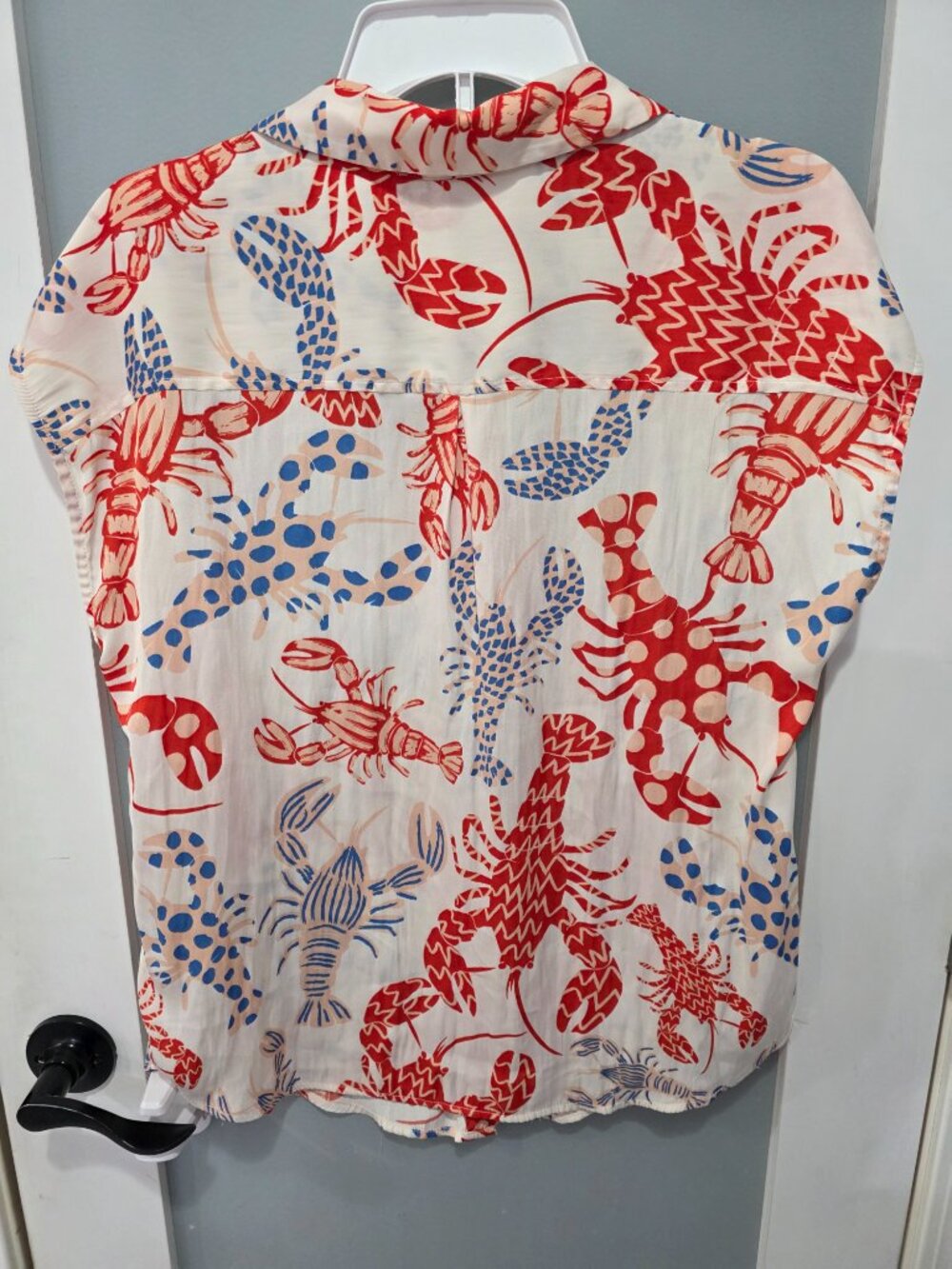 Maison d’Amelie Lobster Print Button Up Blouse Women’s Medium Sleeveless - Picture 5 of 5